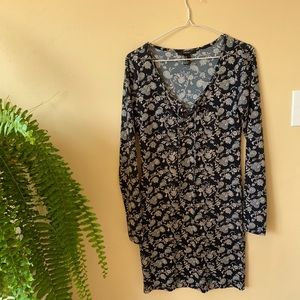 Long sleeve paisley body con dress